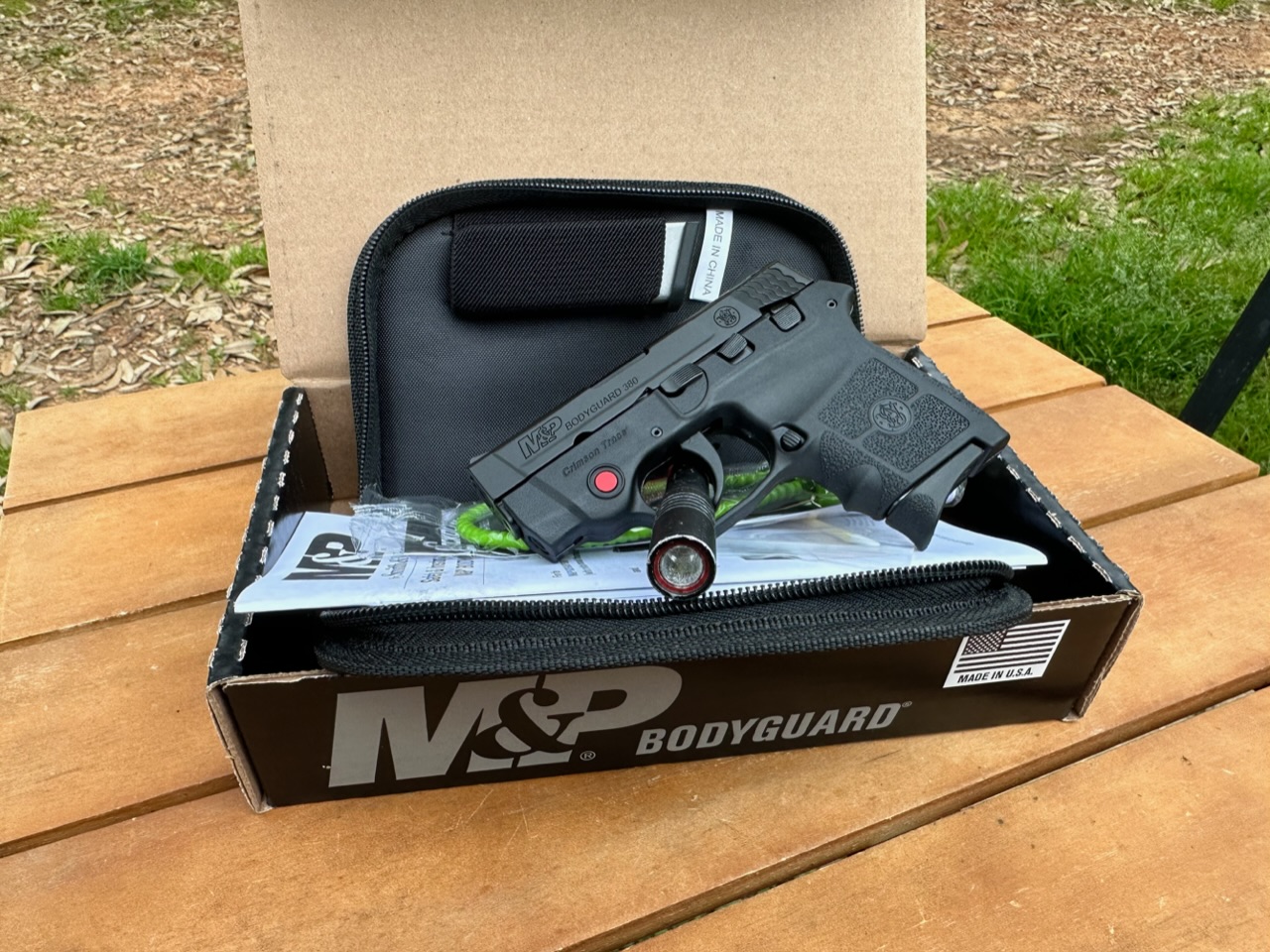 S&W Smith & Wesson BG380 Bodyguard 380 Laser