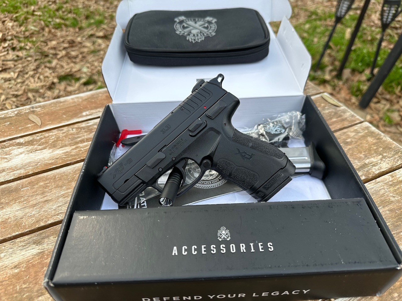 Springfield XDE 9 9MM 3.3”