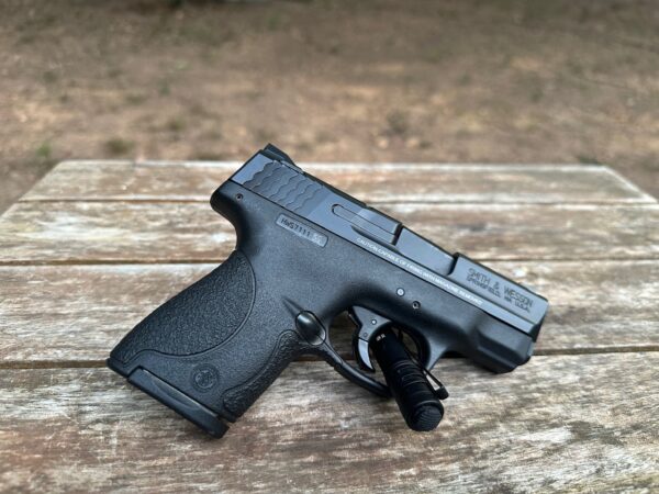 Smith & Wesson M&P Shield 9MM - Image 4