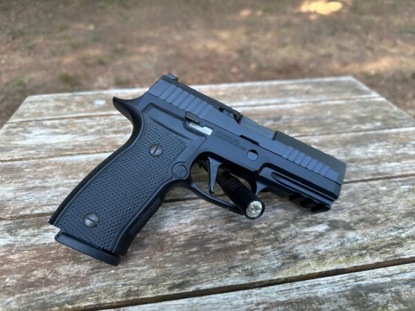 Sig Sauer P320 AXG Carry 9MM - Image 4
