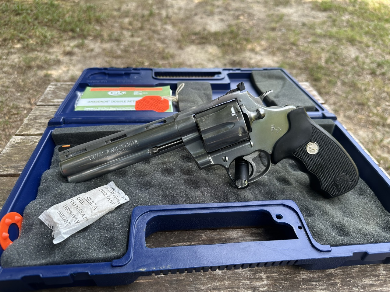 Colt Anaconda 44Mag Old Issue