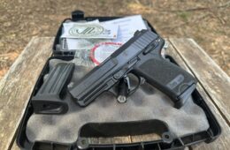 HK USP Compact 9MM